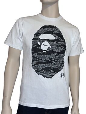 BAPE X A Bathing Ape Undefeated T-Shirt Tee Apehead 5 Strikes Tiger Camo Head